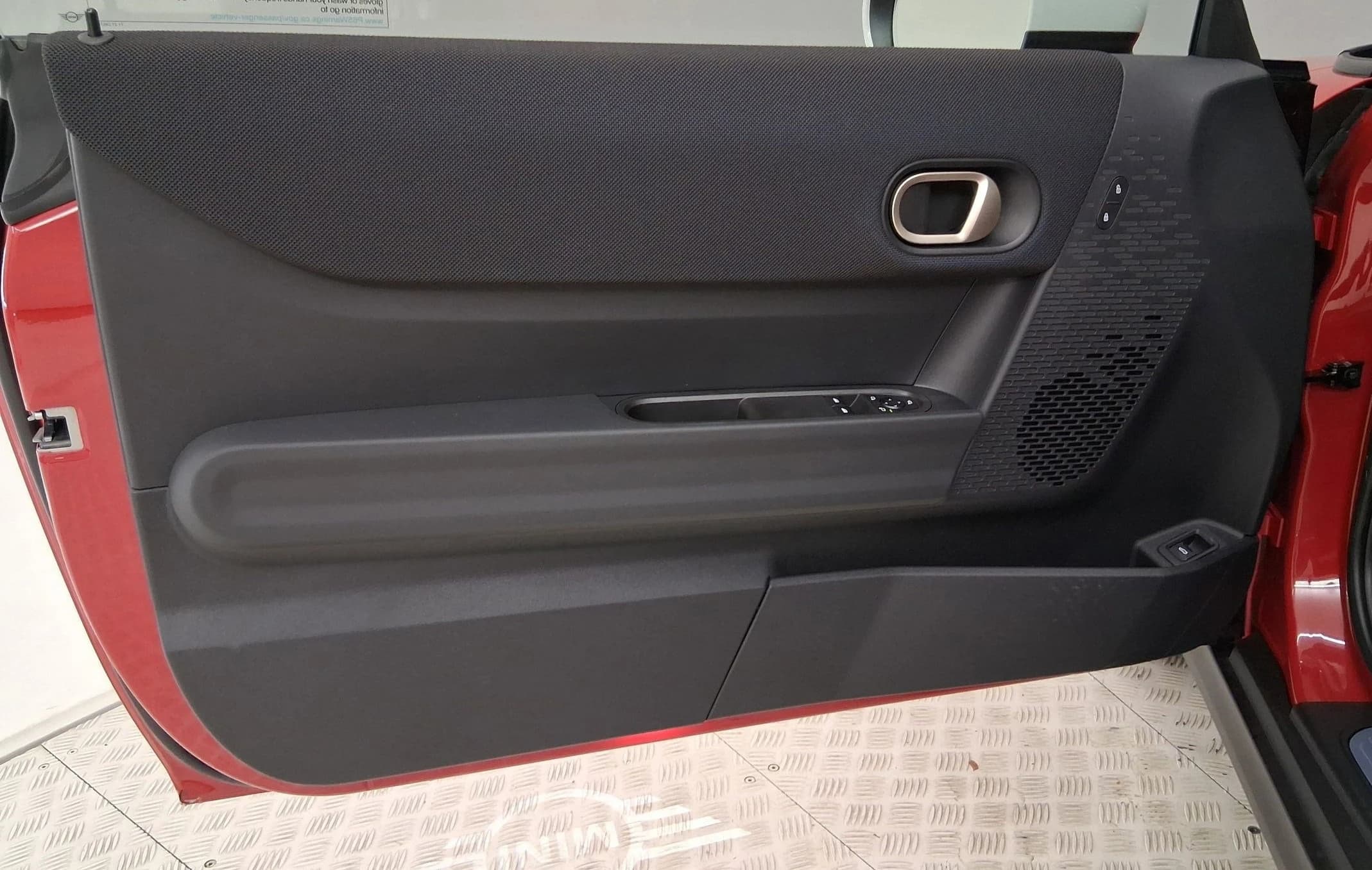 MINI Hardtop 2 Door Cooper FWD 2026 — side view