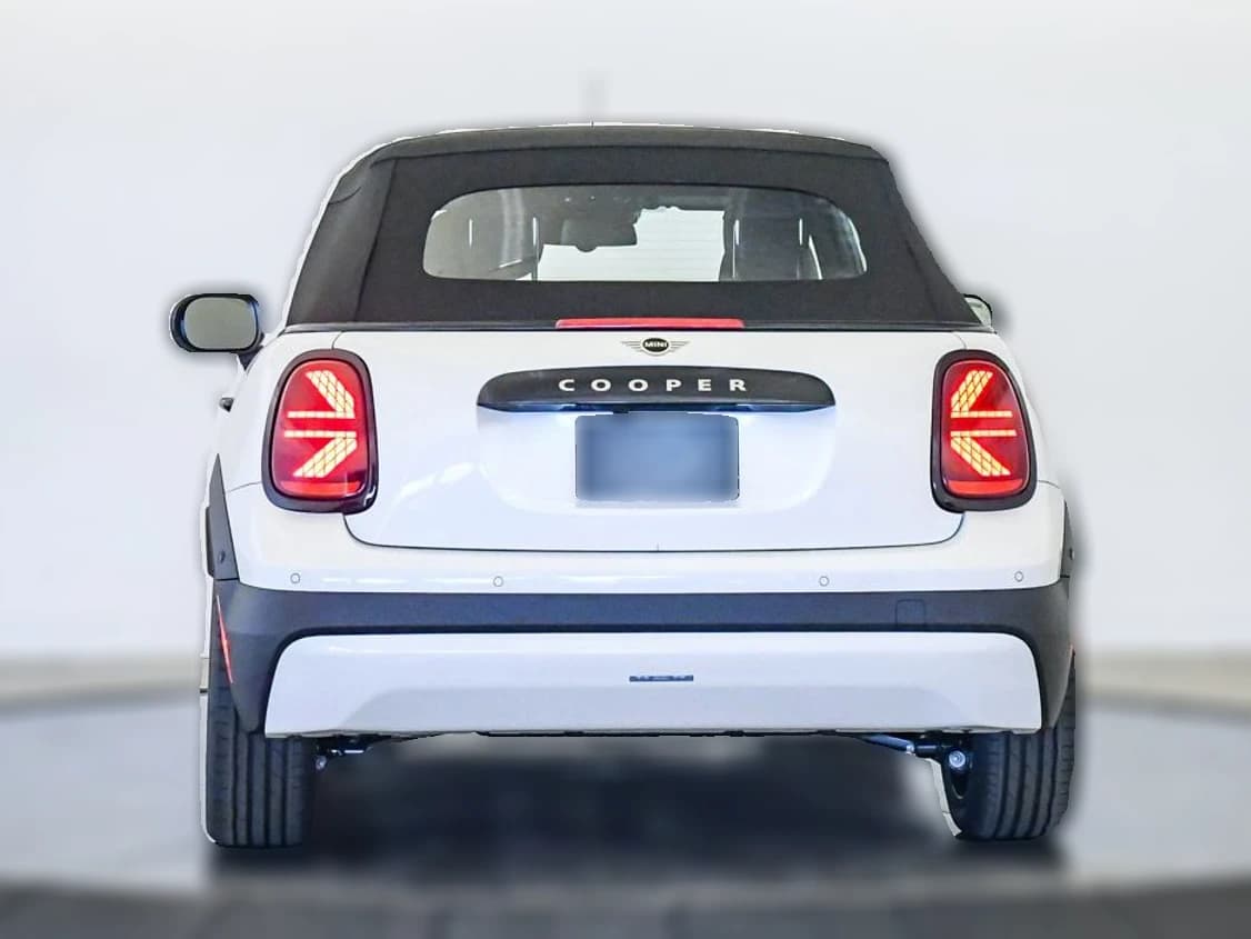 MINI Convertible Cooper FWD 2026 — side view