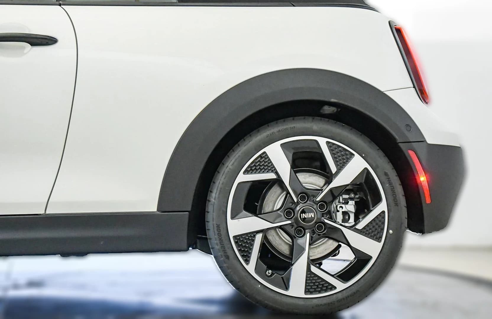 MINI Convertible Cooper FWD 2026 — side view