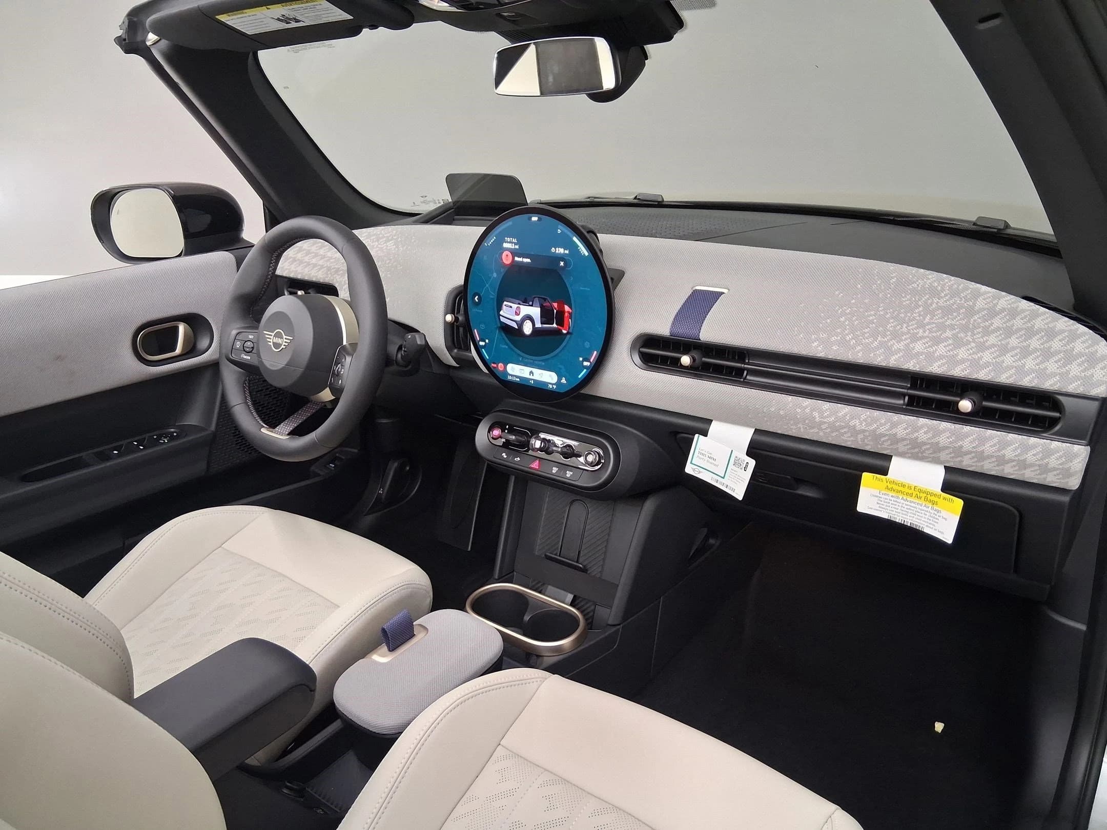 MINI Convertible Cooper FWD 2026 — side view