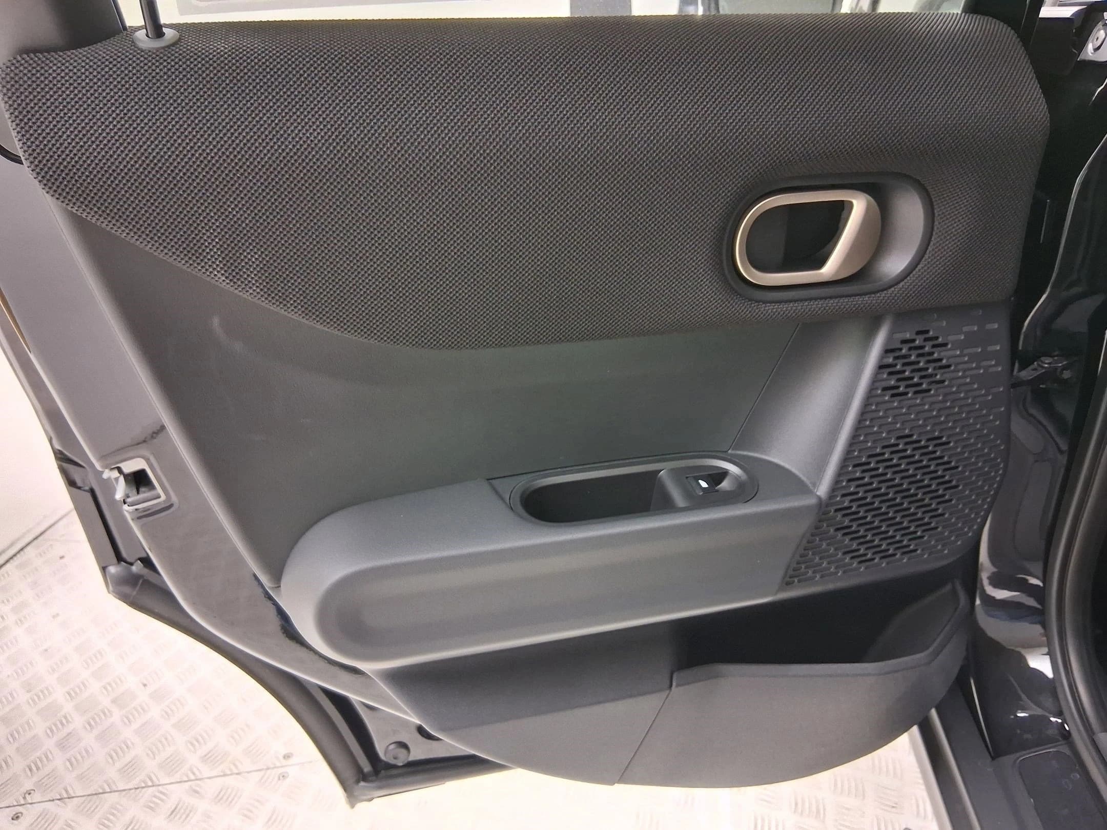 MINI Hardtop 4 Door Cooper S FWD 2026 — side view