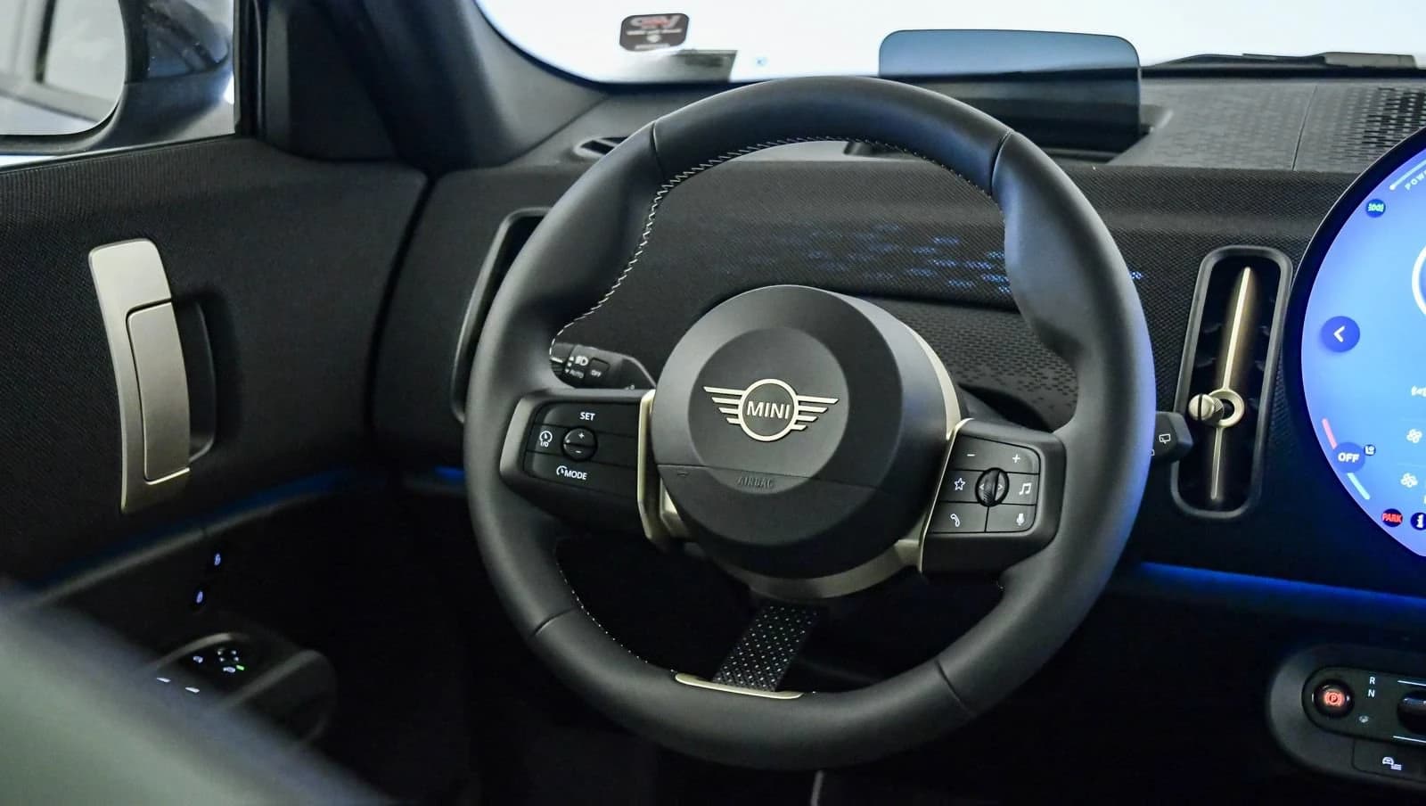 MINI Countryman S ALL4 2026 — side view