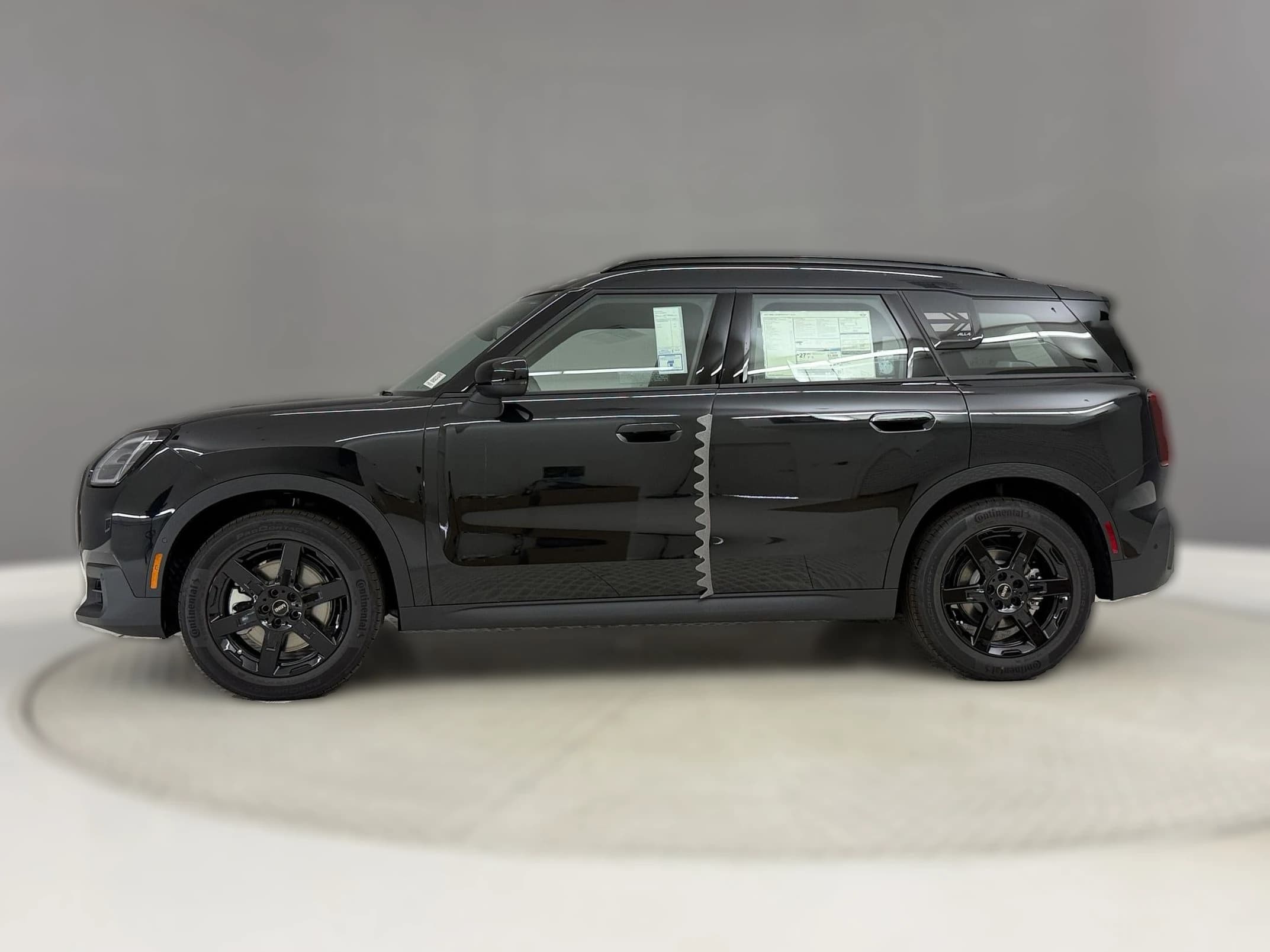 MINI Countryman S ALL4 2027 — side view