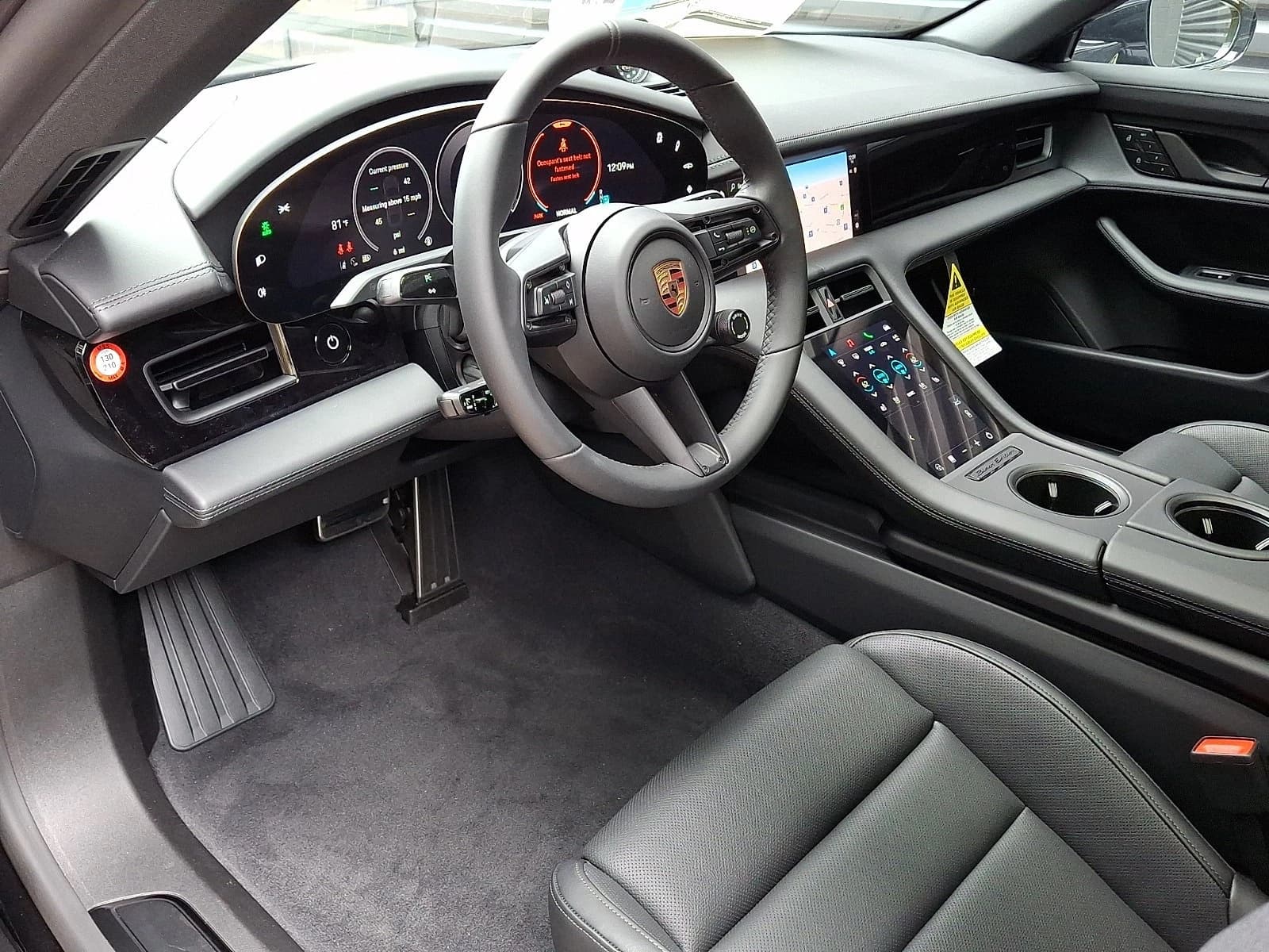 Porsche Taycan 4 Black Edition AWD 2026 — side view
