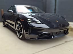Porsche Taycan 4 Black Edition AWD 2026 — side view