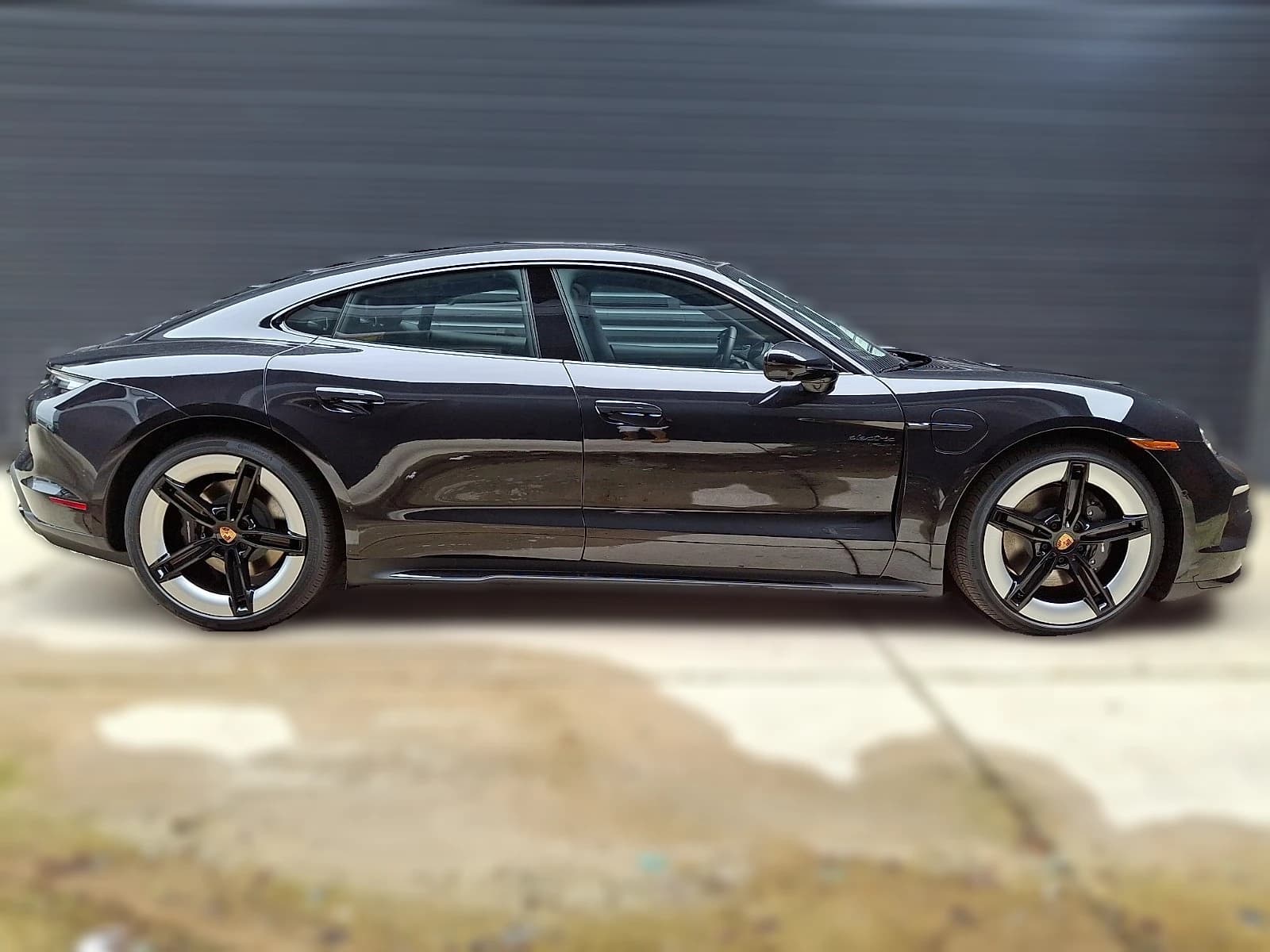 Porsche Taycan 4 Black Edition AWD 2026 — side view