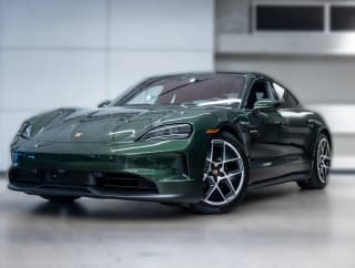 Porsche Taycan 4 AWD