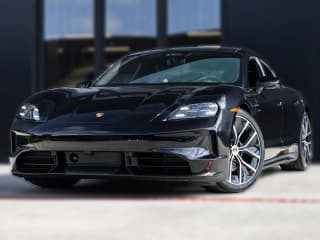 Porsche Taycan 4 Black Edition AWD