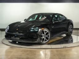 Porsche Taycan 4 AWD 2026 — side view
