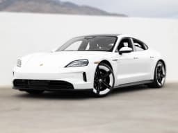 Porsche Taycan 4 AWD 2026 — side view
