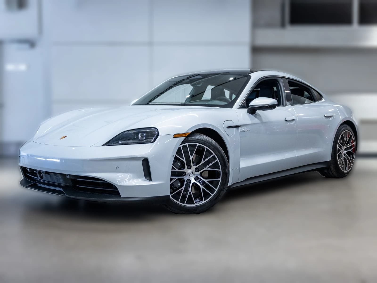 Porsche Taycan 4 AWD 2026 — side view