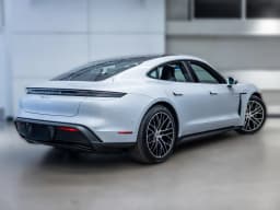 Porsche Taycan 4 AWD 2026 — side view