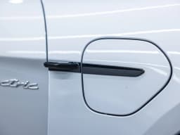 Porsche Taycan 4 AWD 2026 — side view