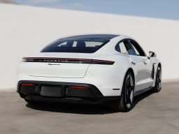 Porsche Taycan 4 AWD 2026 — side view