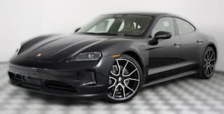 Porsche Taycan 4 AWD