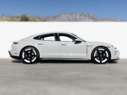 Porsche Taycan 4 AWD 2026 — side view
