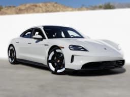 Porsche Taycan 4 AWD 2026 — side view