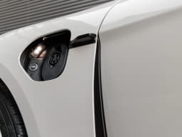 Porsche Taycan 4 AWD 2026 — side view