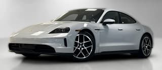 Porsche Taycan 4 AWD