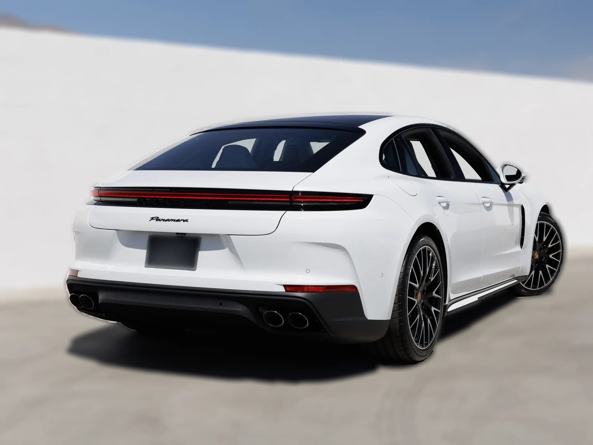 Porsche Panamera 4 AWD 2026 — side view