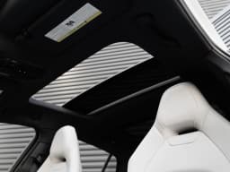 Porsche Panamera 4 AWD 2026 — side view