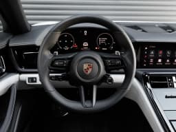 Porsche Panamera 4 AWD 2026 — side view