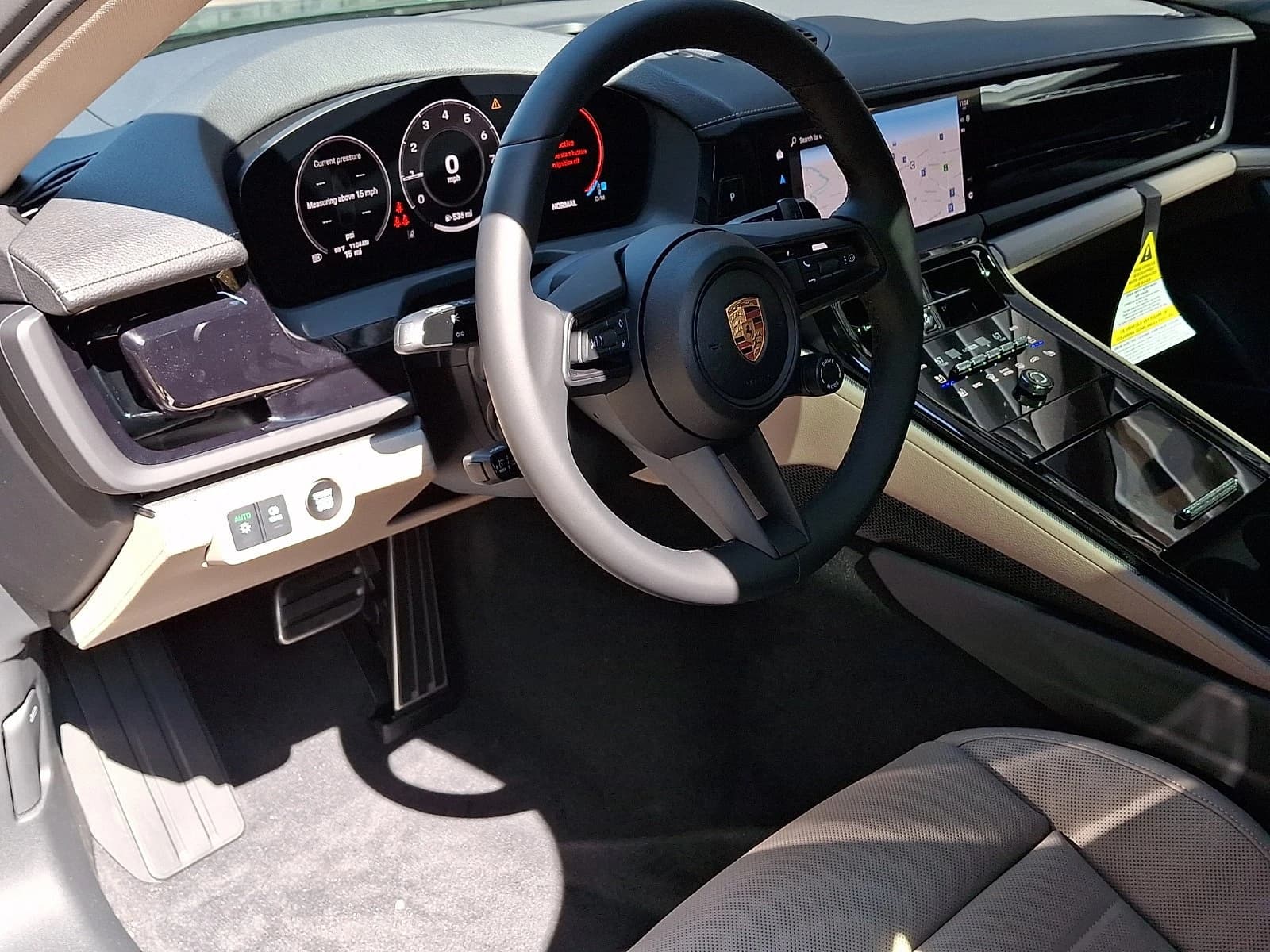 Porsche Panamera 4 AWD 2026 — side view