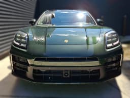 Porsche Panamera 4 AWD 2026 — side view
