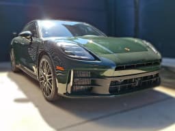 Porsche Panamera 4 AWD 2026 — side view