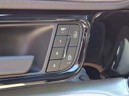 Porsche Panamera 4 AWD 2026 — side view