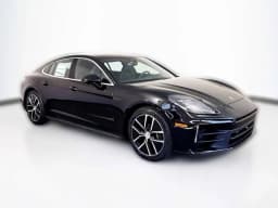 Porsche Panamera 4 AWD 2025 — side view
