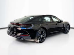 Porsche Panamera 4 AWD 2026 — side view