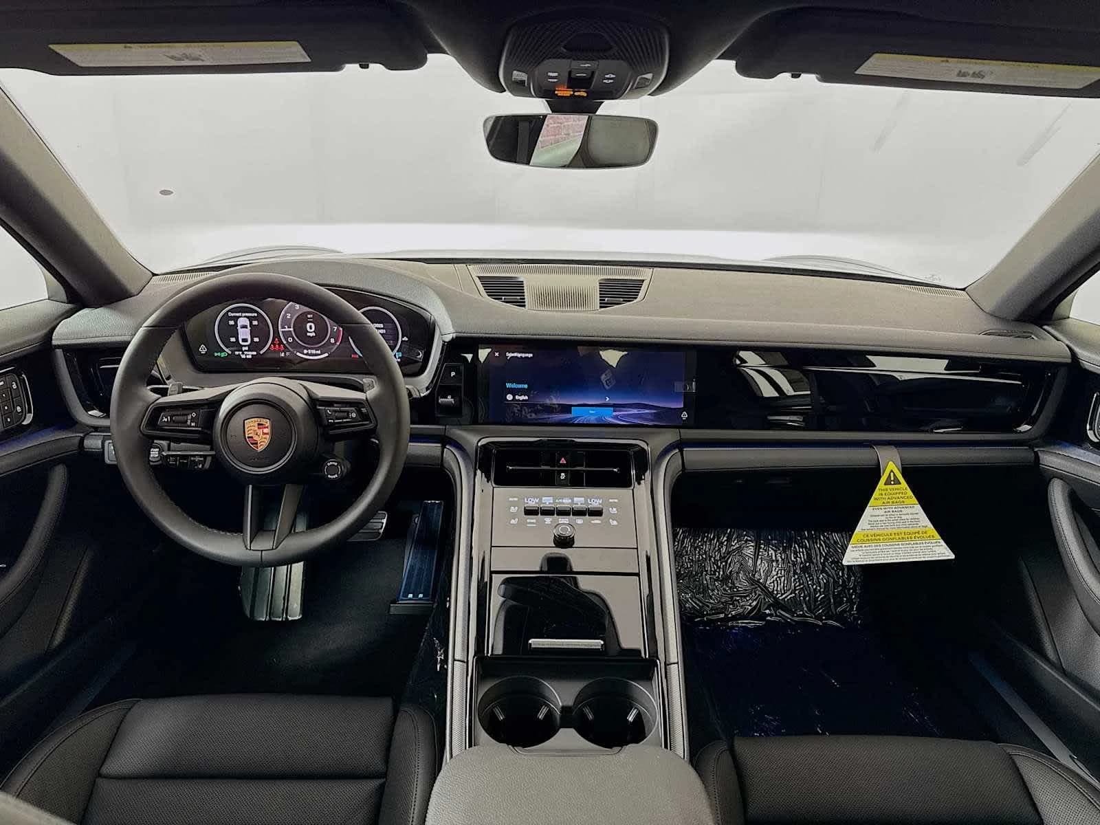 Porsche Panamera 4 AWD 2026 — side view