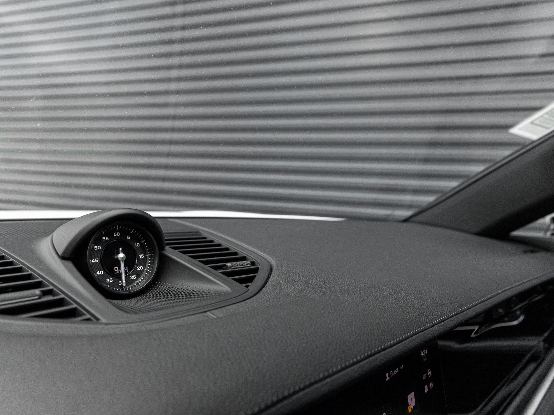 Porsche Panamera Base RWD 2025 — side view