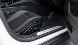 Porsche Panamera Base RWD 2025 — side view