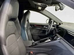 Porsche Panamera 4 AWD 2025 — side view