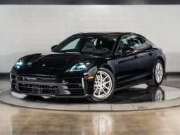 Porsche Panamera Base RWD 2026 — side view