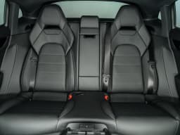 Porsche Panamera Base RWD 2026 — side view
