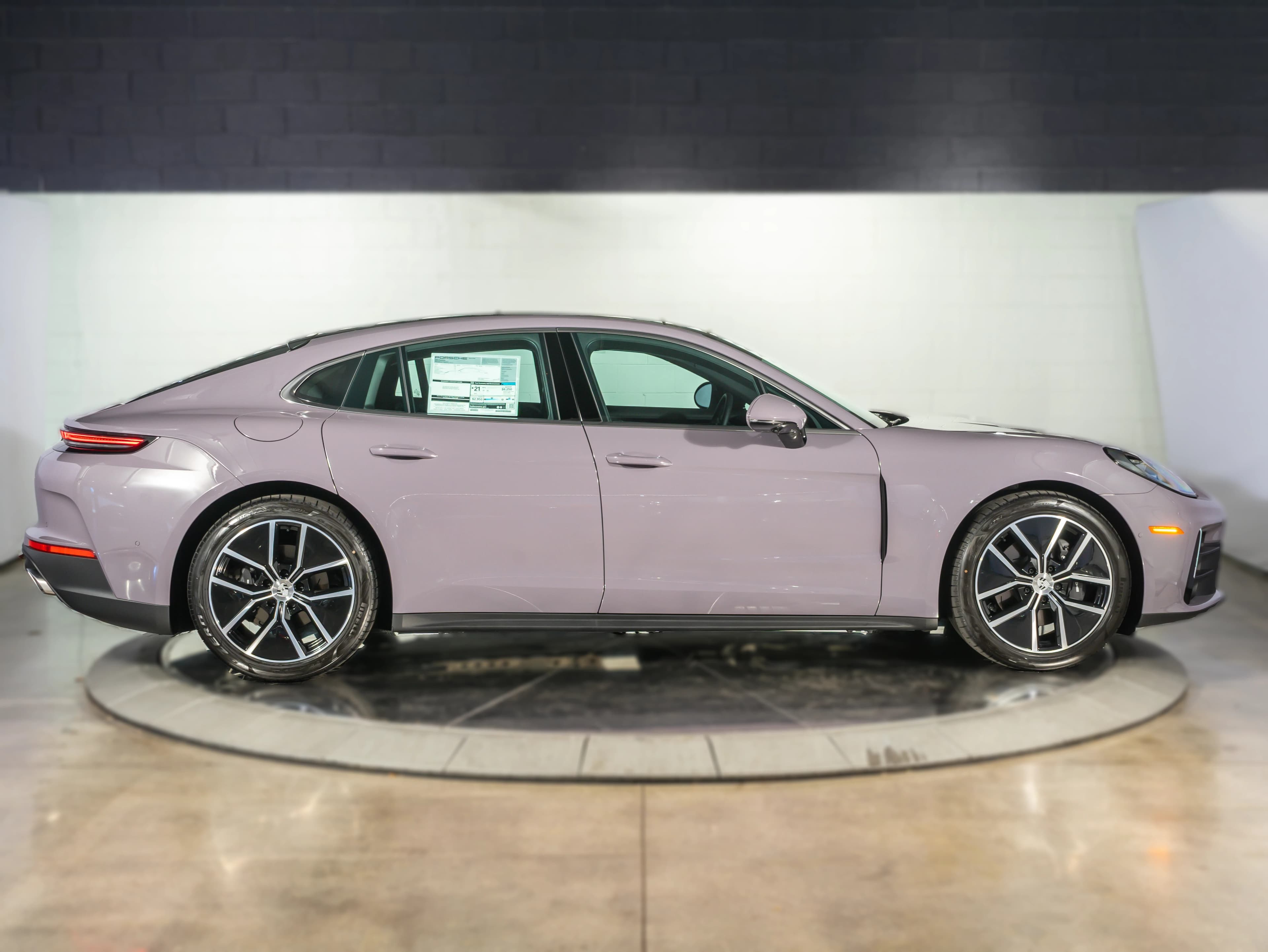 Porsche Panamera Base RWD 2026 — side view