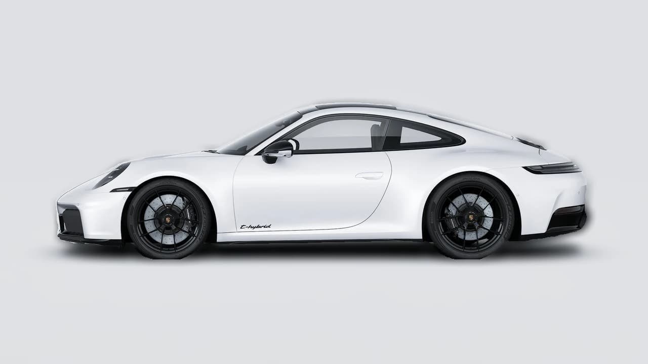 Porsche 911 Carrera GTS Coupe 2027 — side view