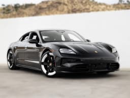 Porsche Taycan 4S AWD 2026 — side view