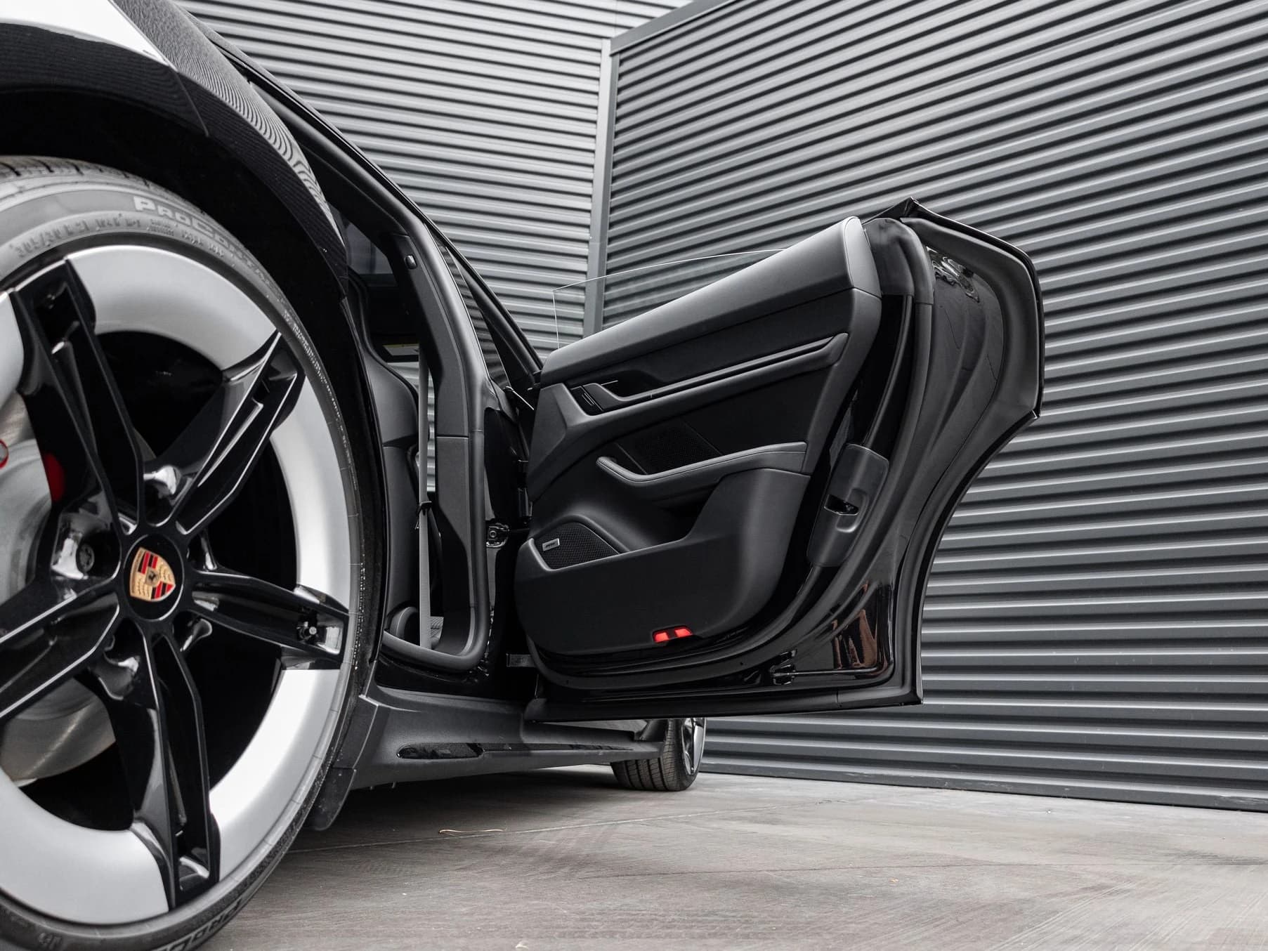 Porsche Taycan 4S AWD 2026 — side view