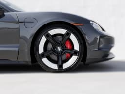 Porsche Taycan 4S AWD 2025 — side view