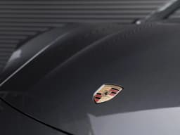 Porsche Taycan 4S AWD 2025 — side view