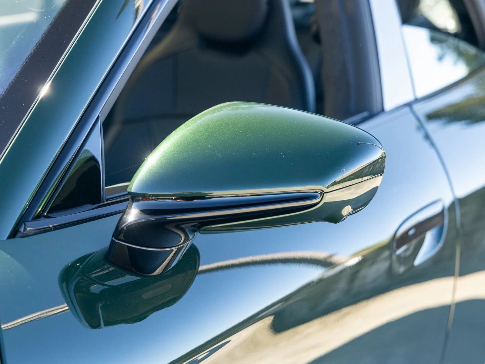 Porsche Taycan Turbo AWD 2026 — side view