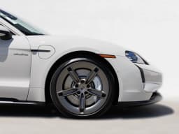 Porsche Taycan Turbo AWD 2025 — side view