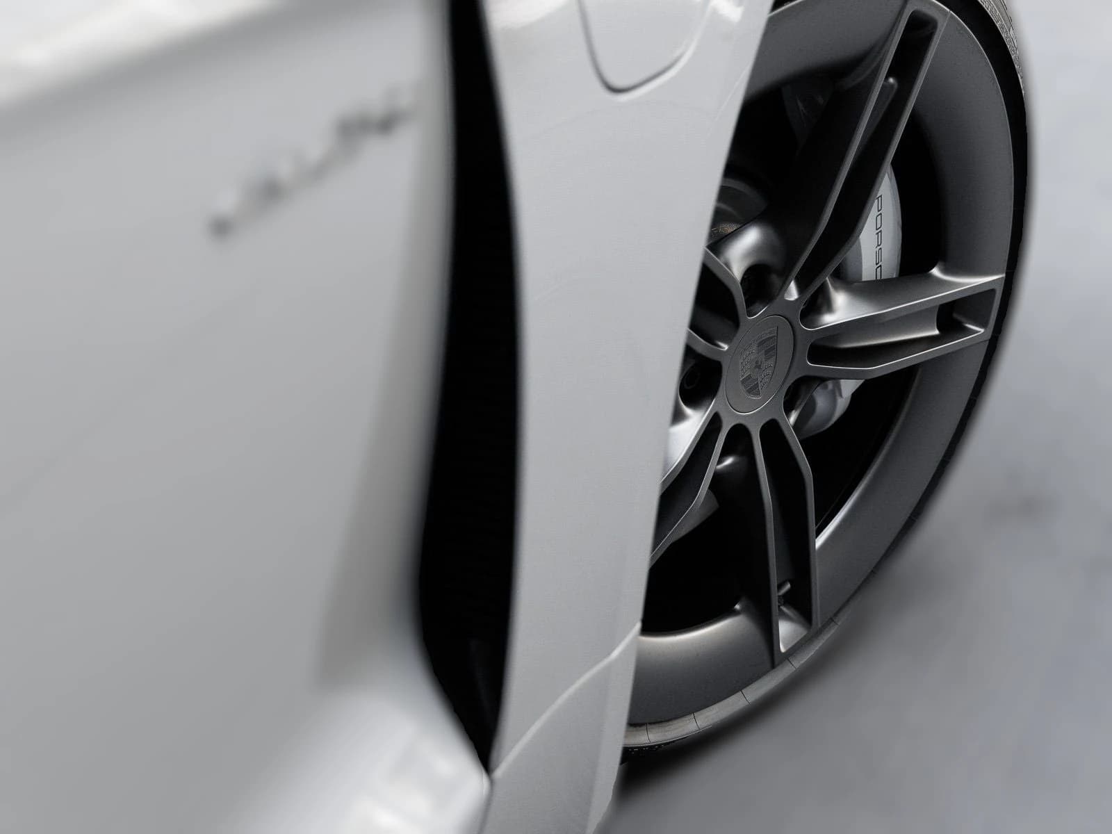 Porsche Taycan Turbo AWD 2025 — side view