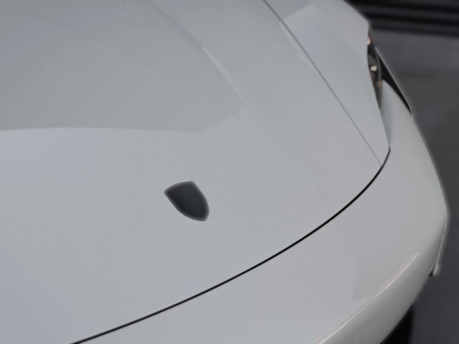 Porsche Taycan Turbo AWD 2025 — side view