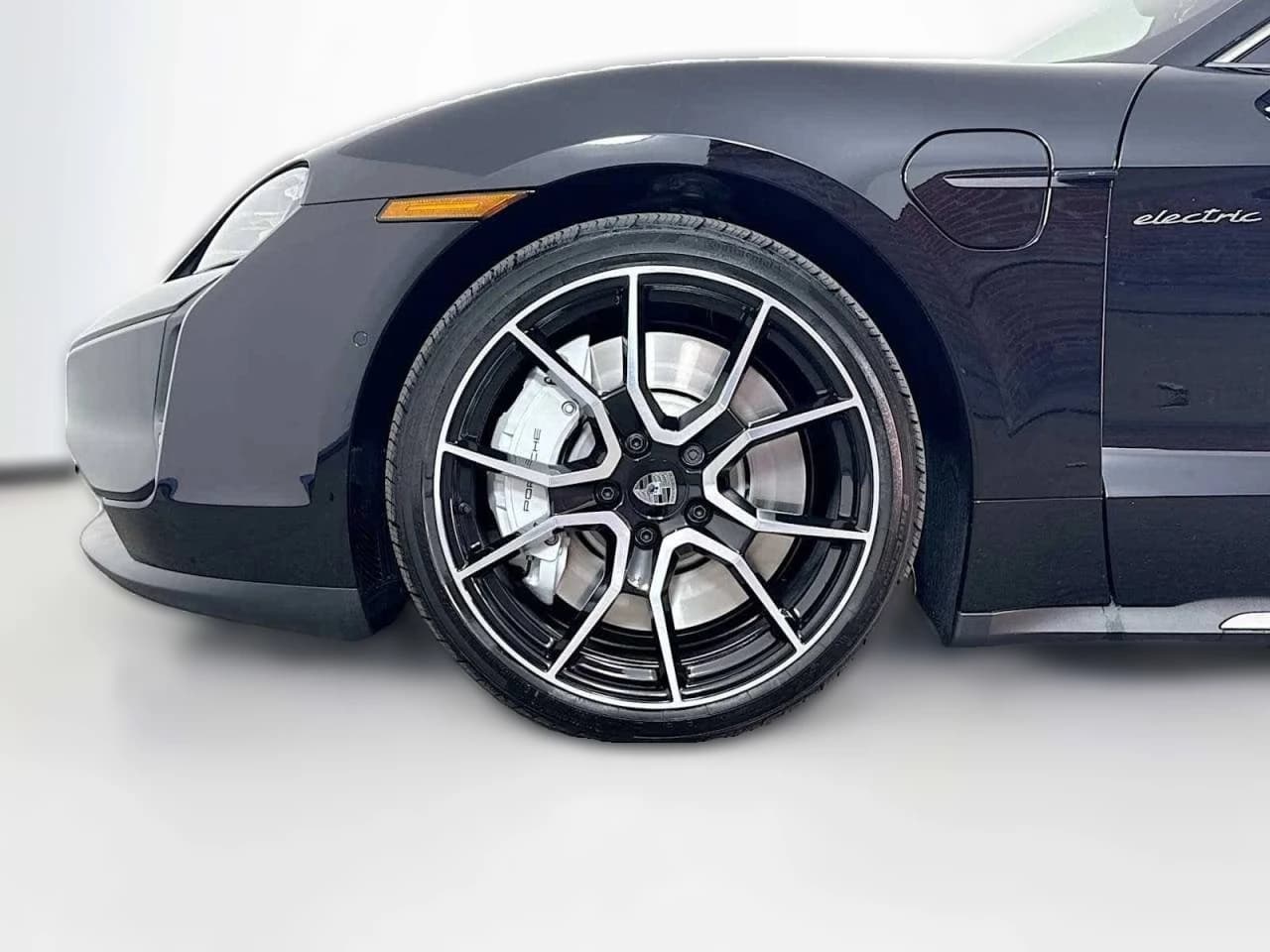 Porsche Taycan Turbo AWD 2026 — side view