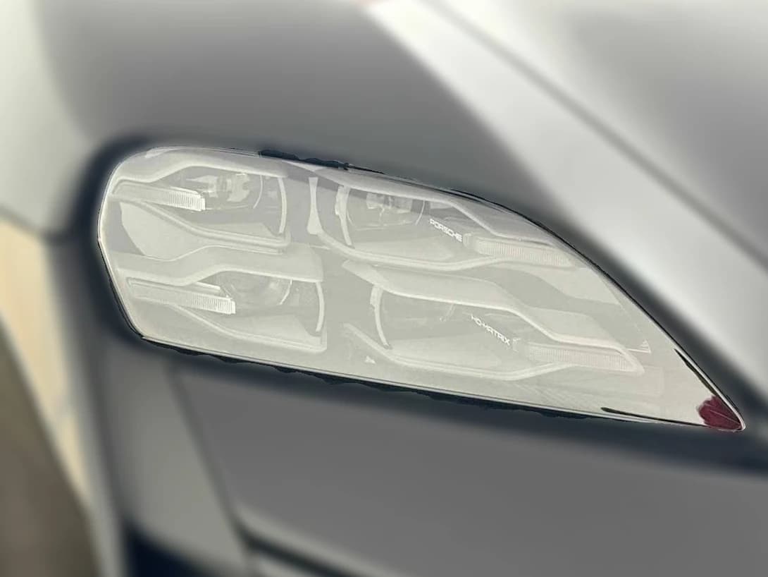 Porsche Taycan Turbo AWD 2026 — side view
